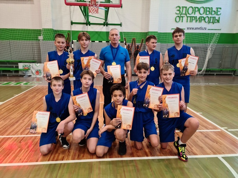 Шимановские баскетболисты - победители областного первенства
