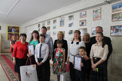 Лучшие семьи  Шимановска получали поздравления