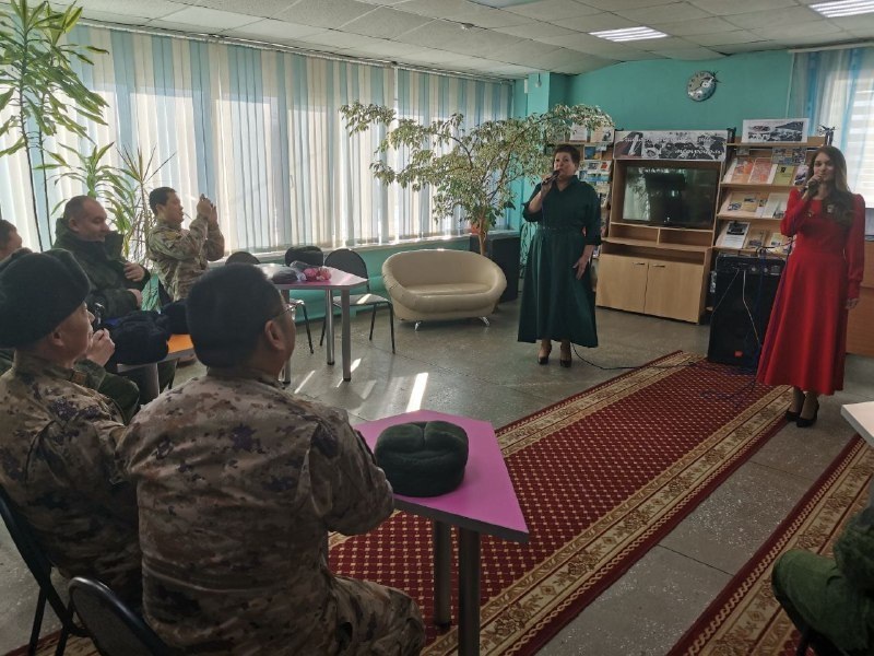 В городской библиотеке