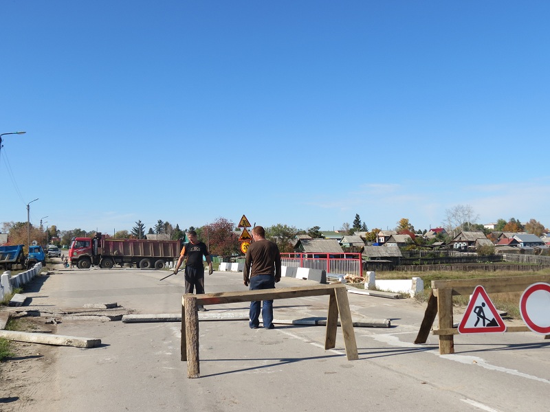Начался капитальный ремонт автомобильного моста на улице Пограничной