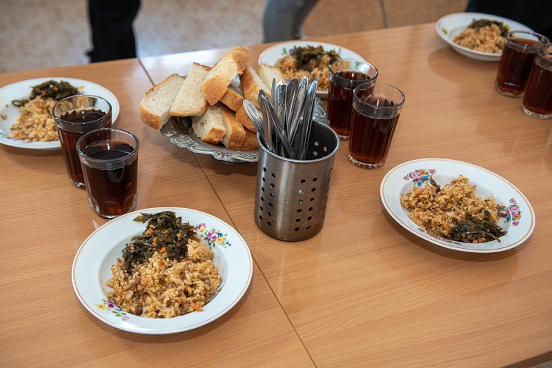 Для горячего питания  в амурских школах  готовы закупить спецтранспорт