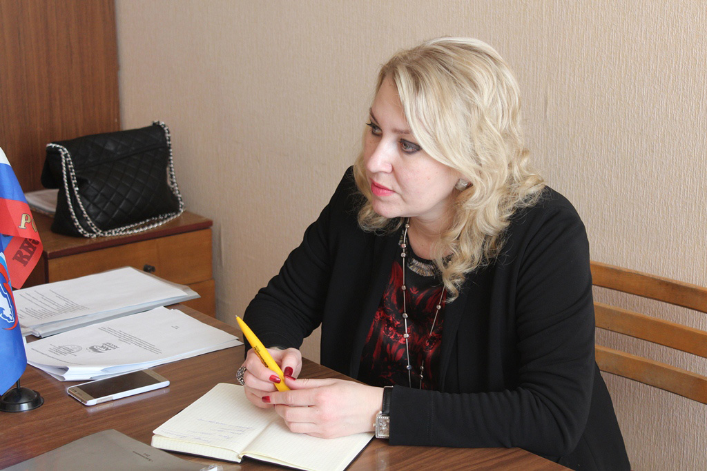 Ульяна Леванова провела прием в Шимановске