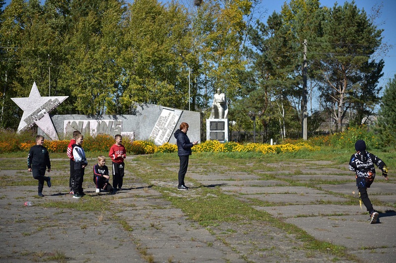  Область отремонтирует памятники павшим  в Великой Отечественной войне