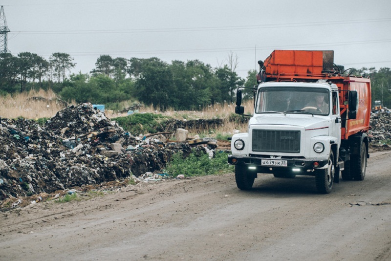 В Амурской области регоператоров обяжут  вывозить весь мусор с контейнерных площадок
