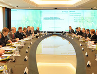 Герман Греф и Игорь Шувалов обсудили развитие ипотечного кредитования в России