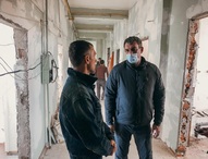 Губернатор проинспектировал ремонт  резервной реанимации городской больницы Благовещенска